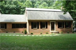 8512 Horseshoe Lane, Potomac MD 20854