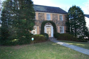 7016_Beechwood_Drive_56023_029