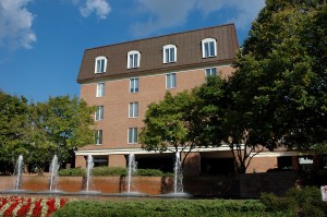 8101_Connecticut_Avenue_S-304_59732_016